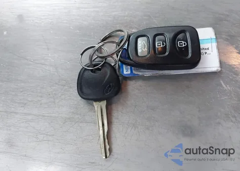 2013 Hyundai Elantra Limited from USA, damaged, VIN KMHDH4AEXDU946919